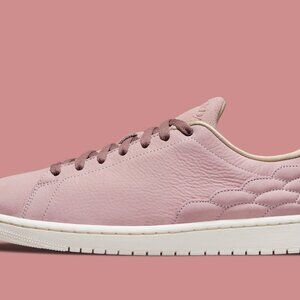 New Jordan 1 Centre Court Pink Oxford Mens Size 10.5